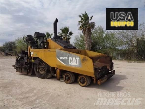 CAT AP-600D Finisseur