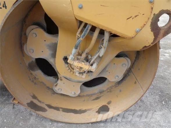 CAT CB54 Rouleaux monocylindre