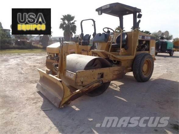 CAT CS-323C Rouleaux monocylindre