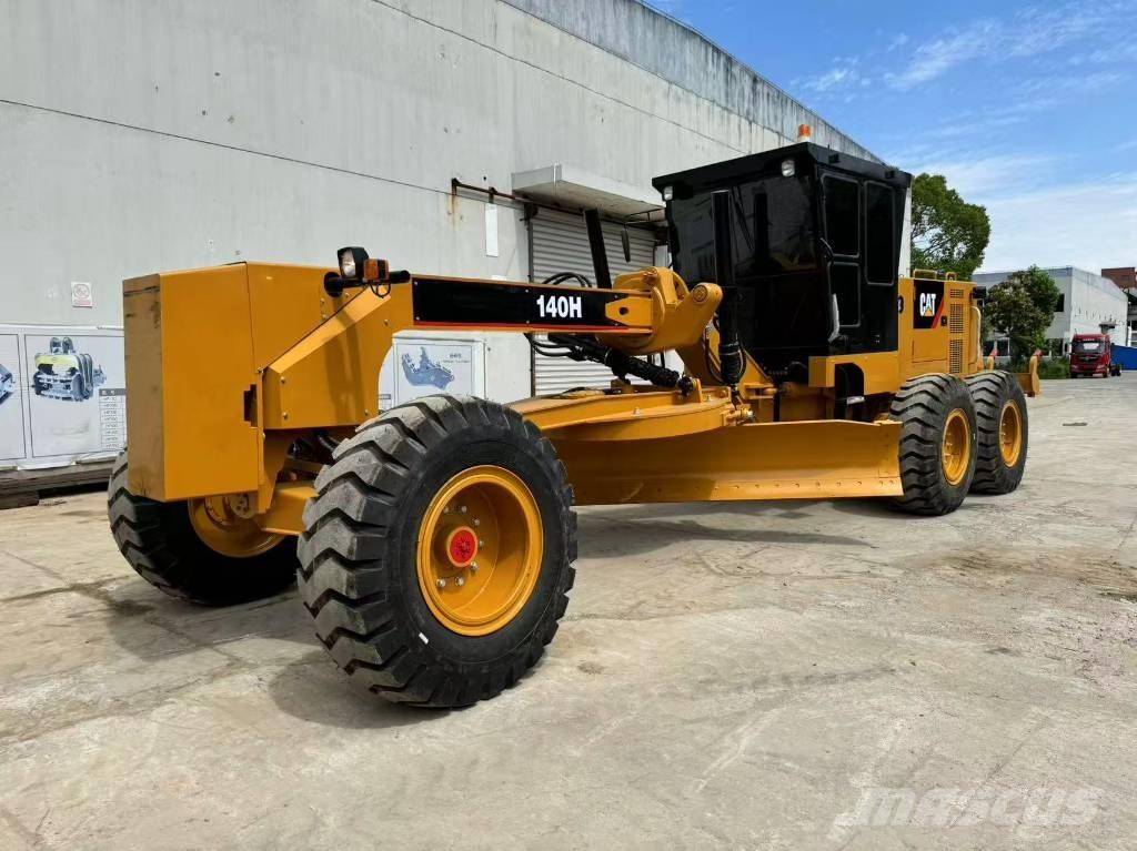 CAT 140H Niveleuse