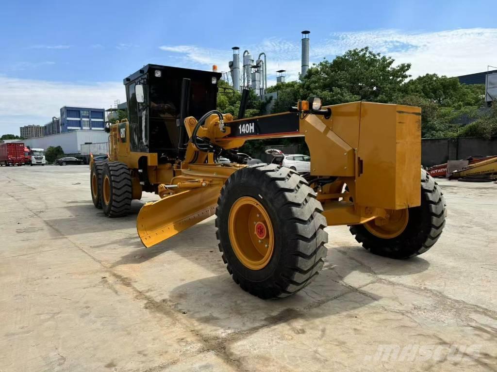 CAT 140H Niveleuse