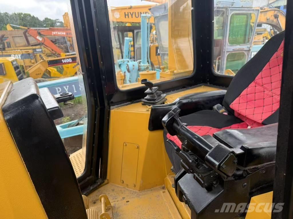 CAT D 6 R Bouteurs sur chenilles