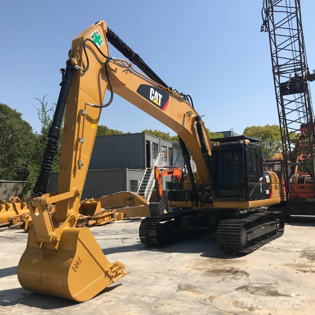 CAT 320 Pelle sur chenilles