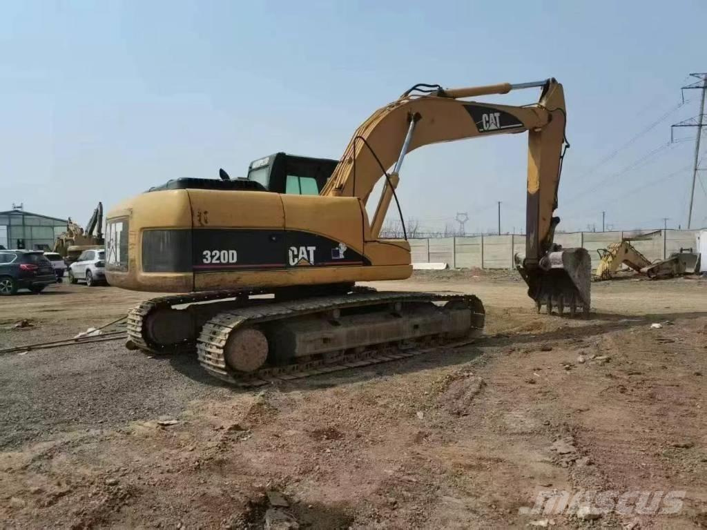 CAT 320 Pelle sur chenilles
