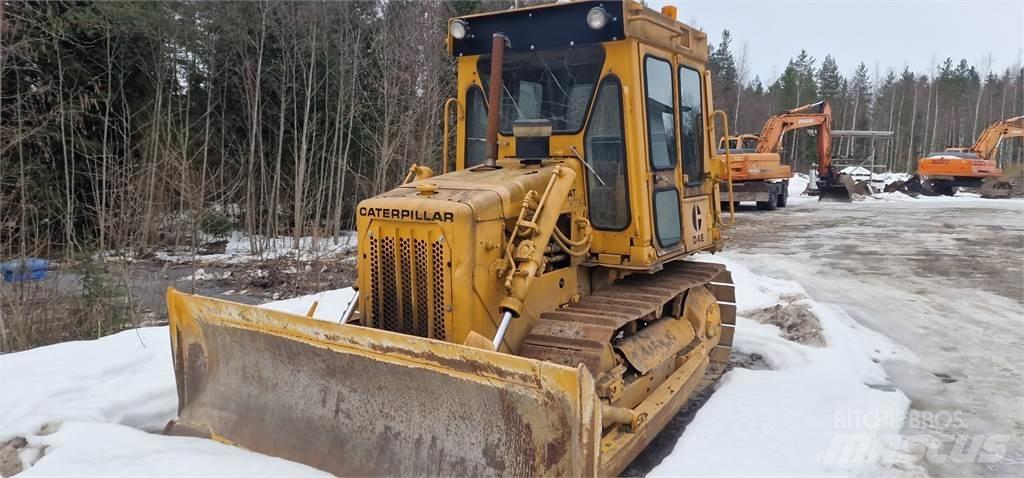 CAT D4E Bouteurs sur chenilles