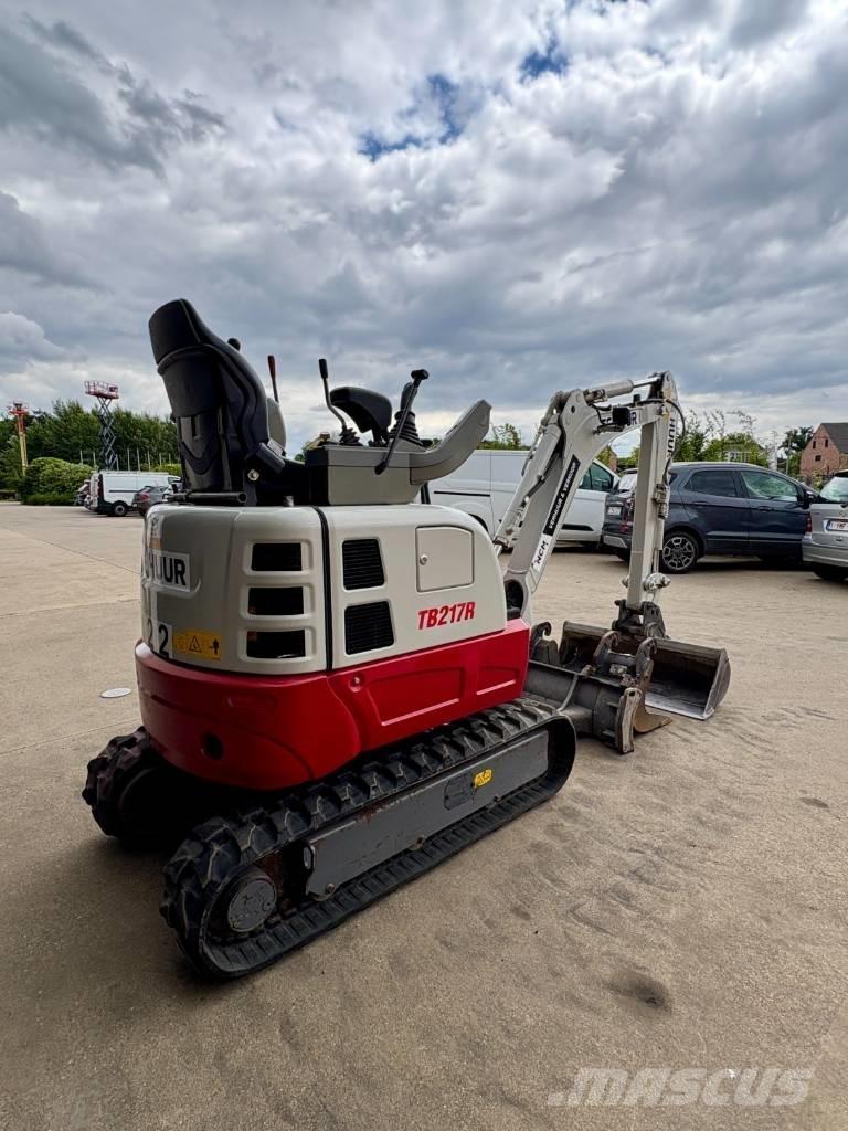 Takeuchi TB 217 R Mini pelle < 7t