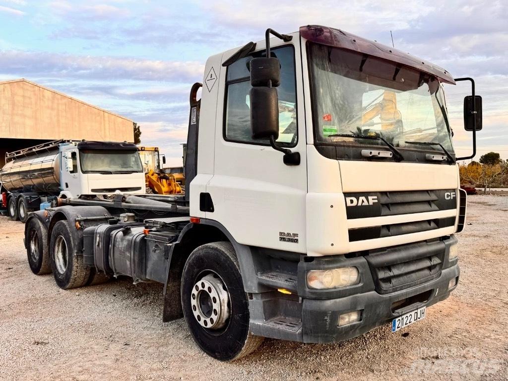 DAF 75.360 Autre grue