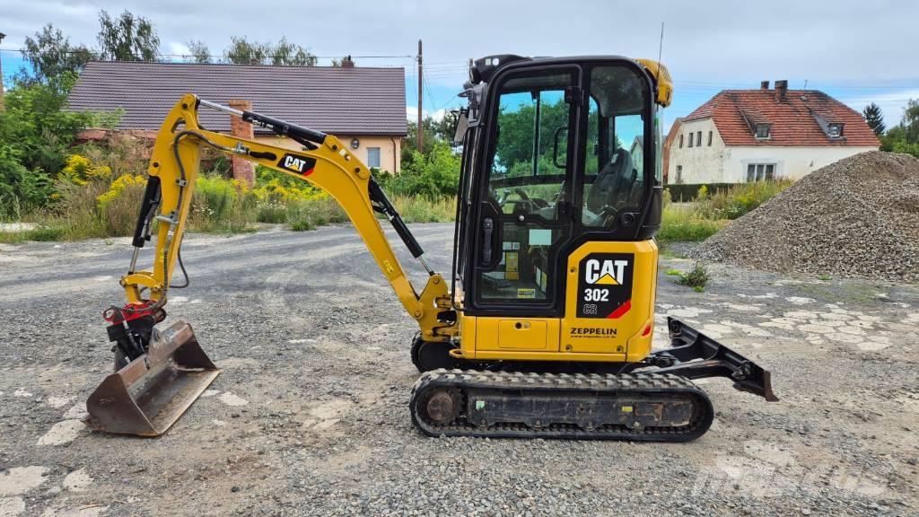 CAT 302 CR Mini pelle < 7t