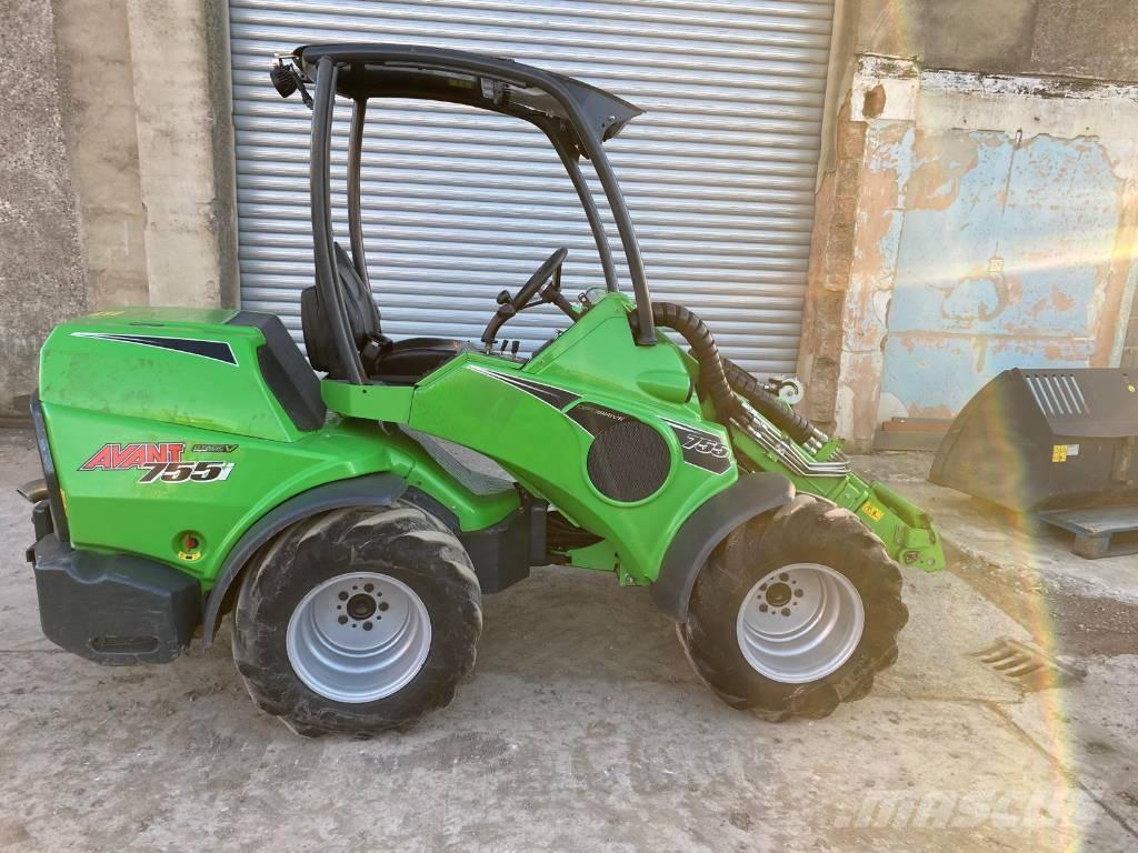 Avant 755 i Chargeuse sur pneus