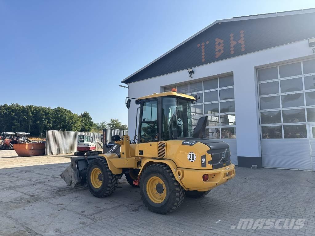 Volvo L 30 G Chargeuse sur pneus