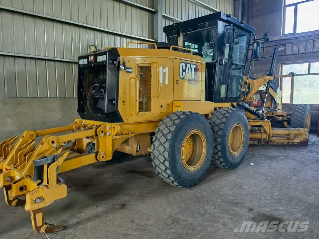 CAT 140 GC Niveleuse