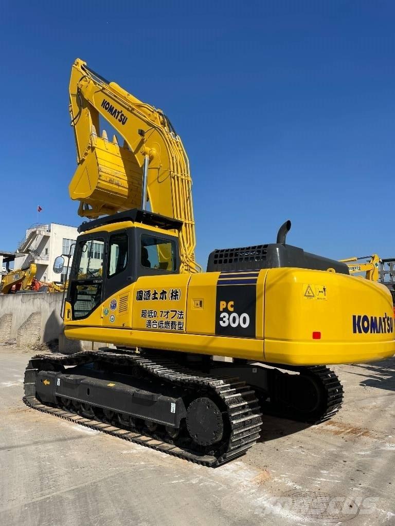 Komatsu PC 300-7 Pelle sur chenilles