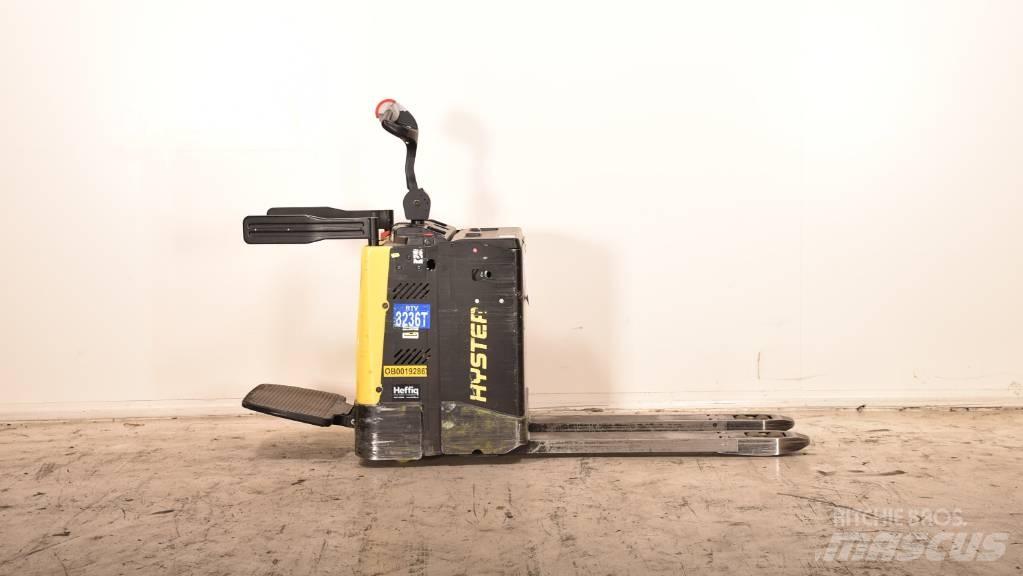 Hyster P 2.0 S Transpalette accompagnant porté debout