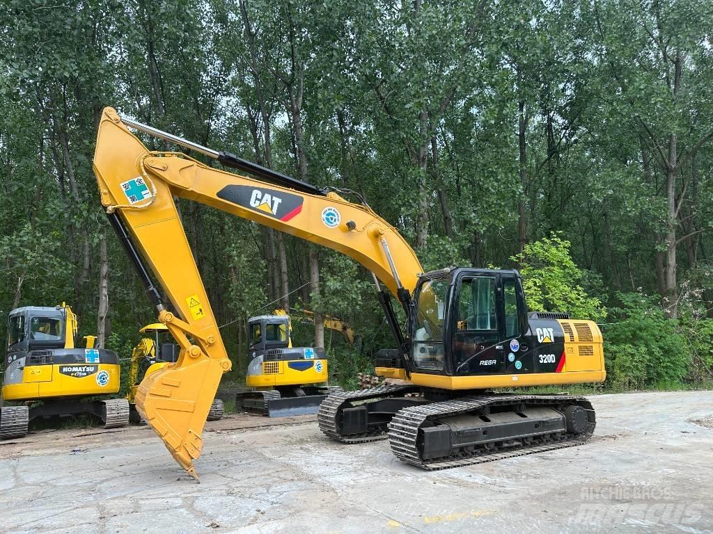 CAT 320D Pelle sur chenilles