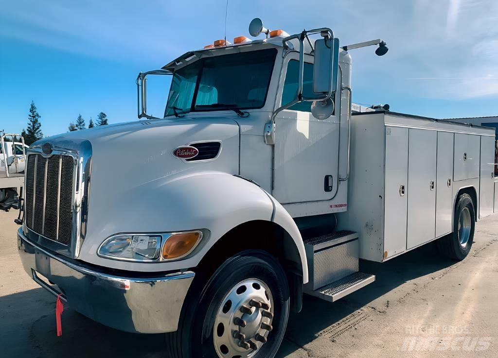 Peterbilt 335 Camion benne