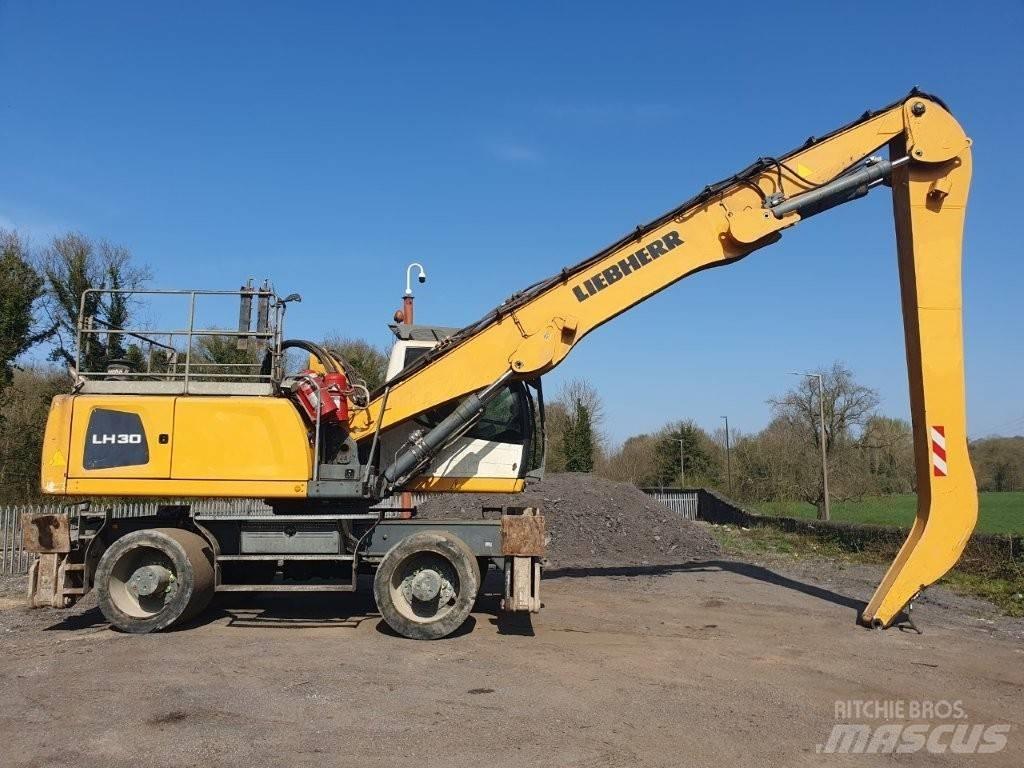 Liebherr LH 30 Pelle à déchets