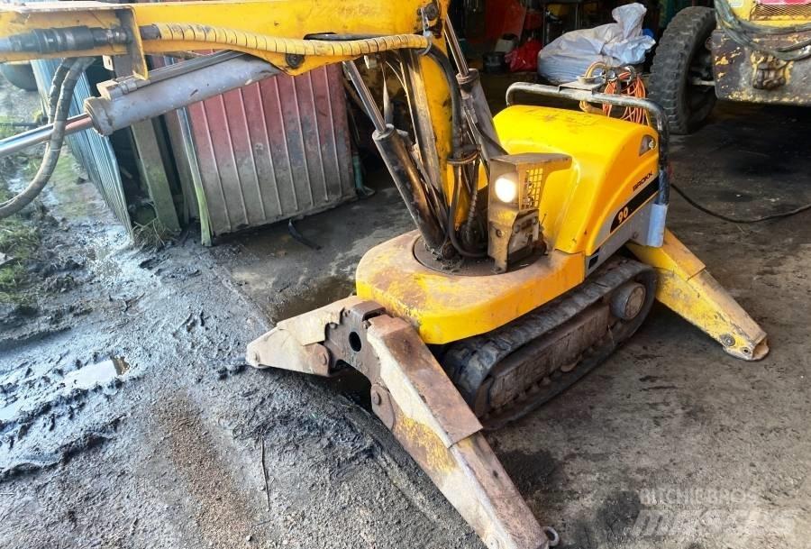 Brokk 90 Pelle de démolition