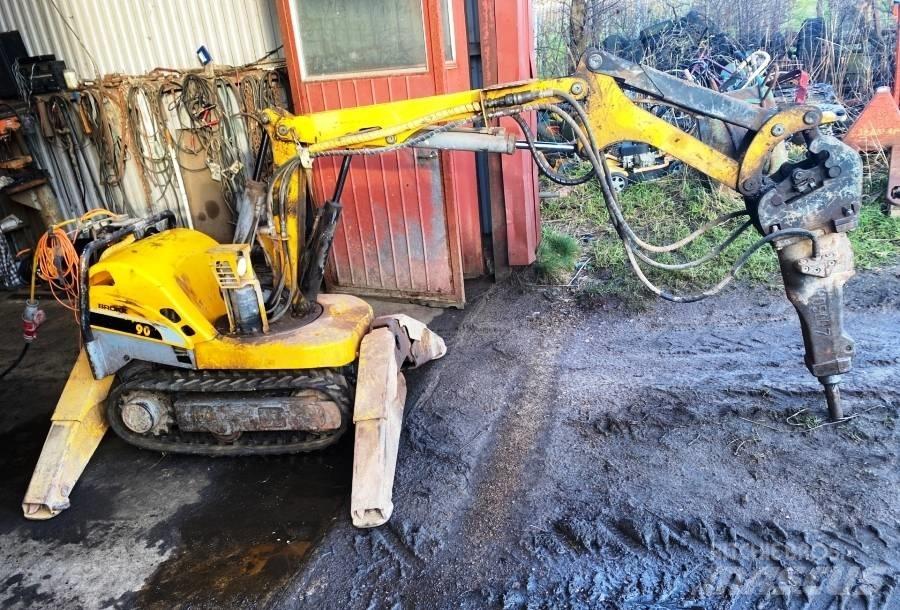 Brokk 90 Pelle de démolition