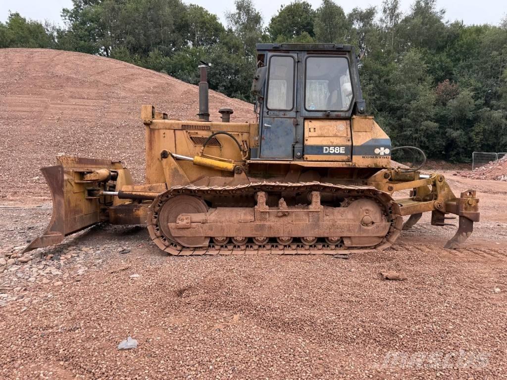 Komatsu D58E-1 Bouteurs sur chenilles