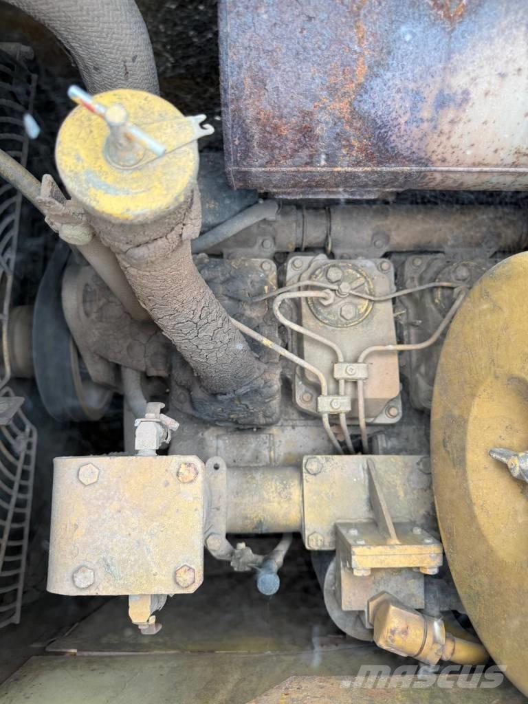 Komatsu D58E-1 Bouteurs sur chenilles