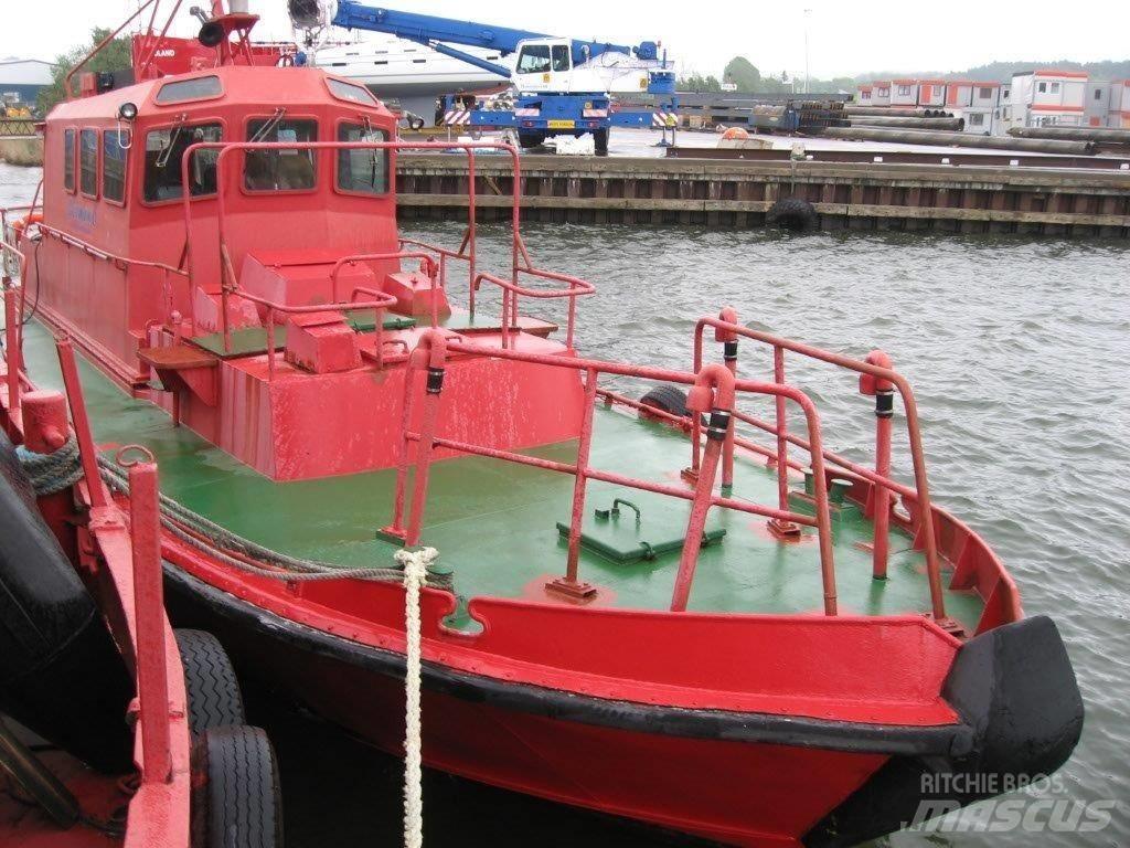 Pilot Lotsbåt Bateaux de travail, barges et pontons