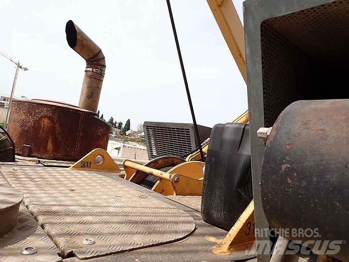 Liebherr HS855HD Autre grue