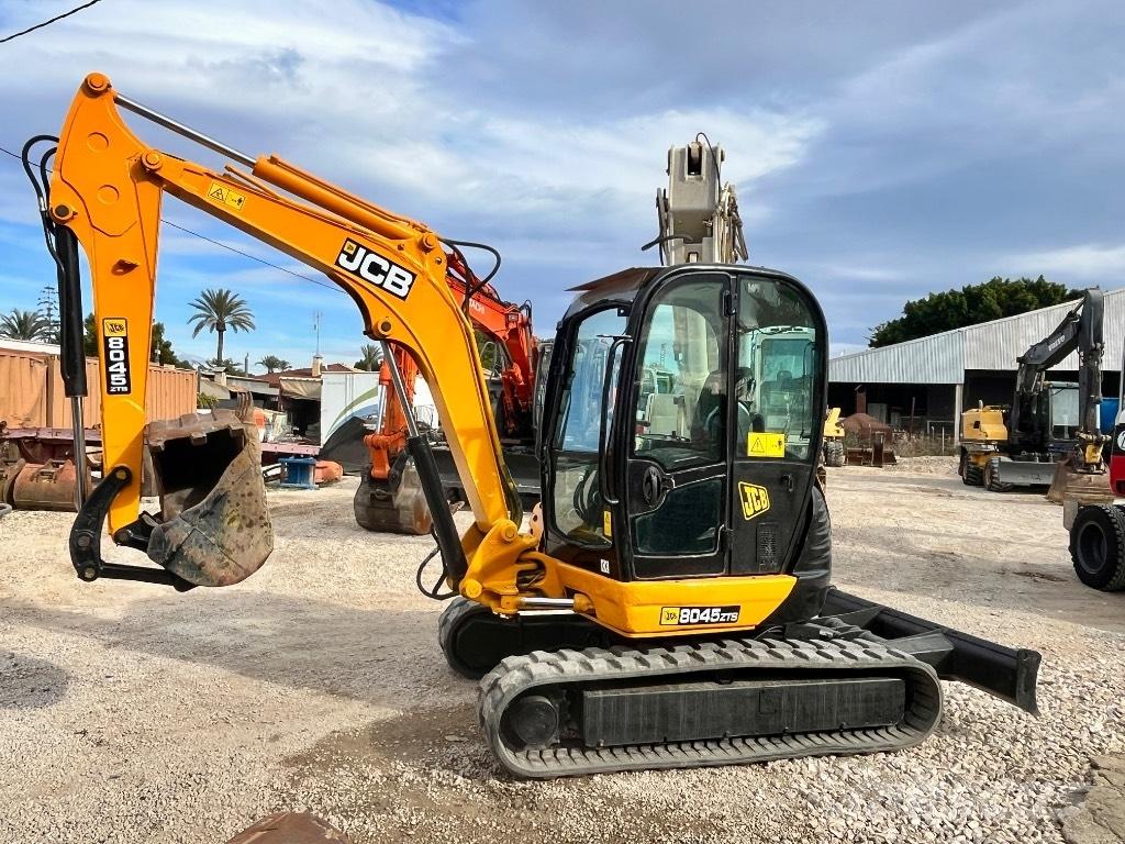 JCB 8045 ZTS Mini pelle < 7t