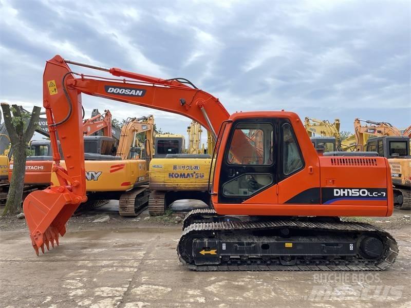 Doosan DH 150 Pelle sur chenilles