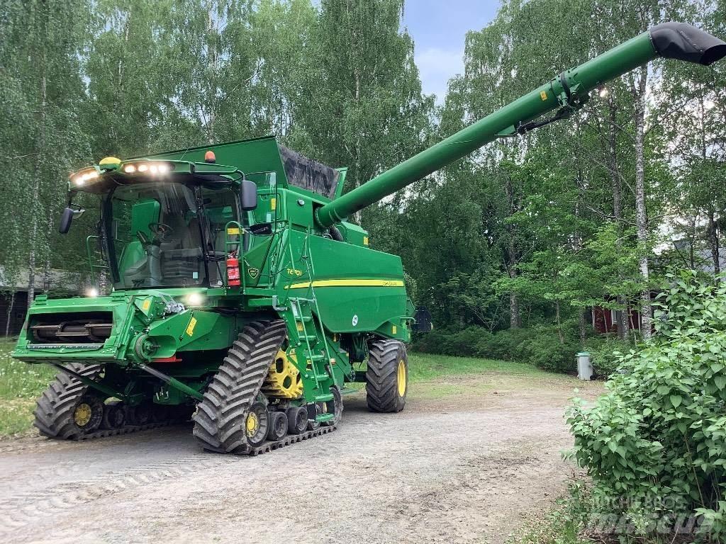 John Deere T 670 Moissonneuse batteuse