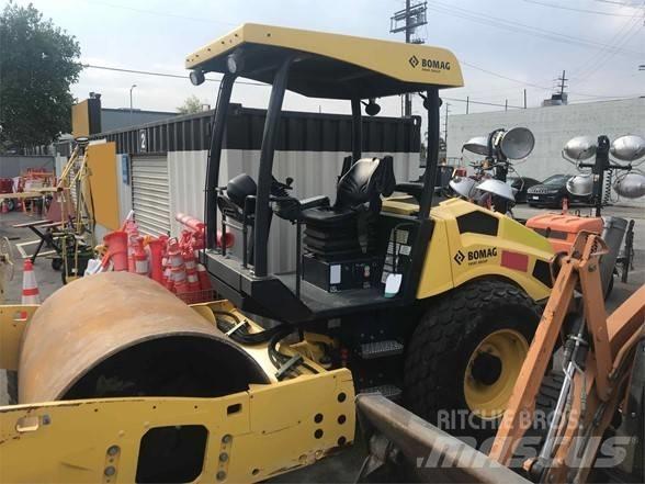 Bomag BW177D-5 Rouleaux monocylindre