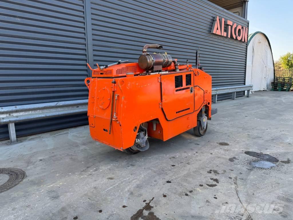 Wirtgen W 350 Fraiseuse à froid