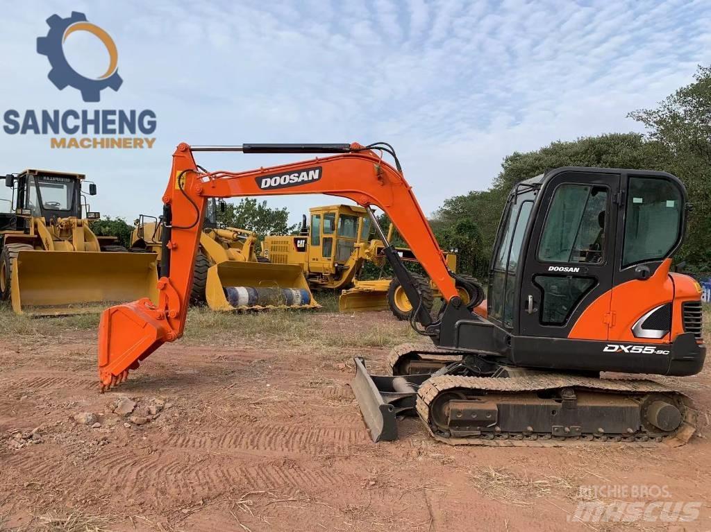 Doosan DX 55 Mini pelle < 7t