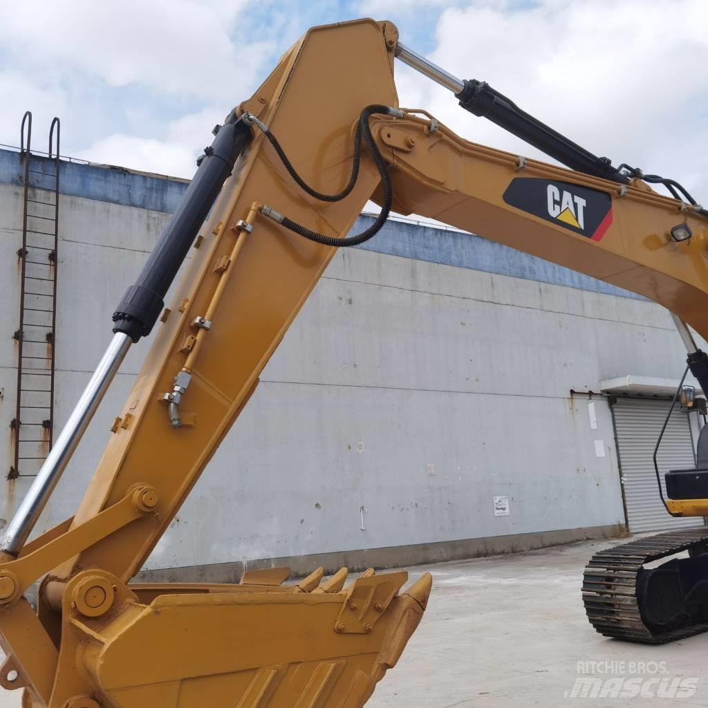 CAT 325D Pelle sur chenilles