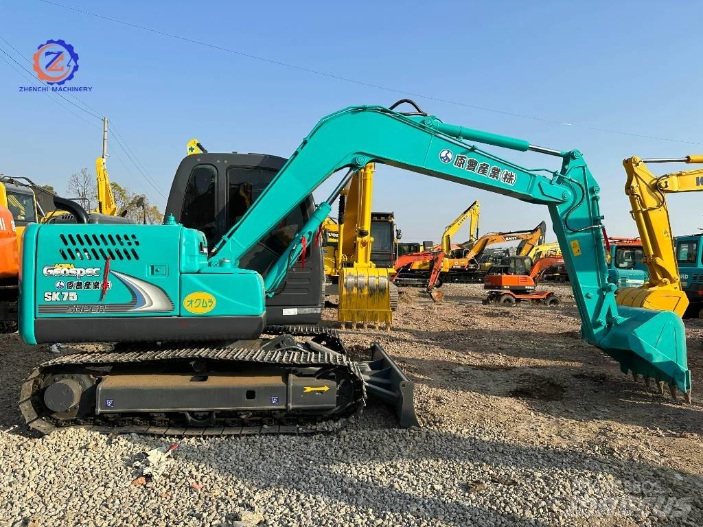 Kobelco SK 75 Pelle sur chenilles