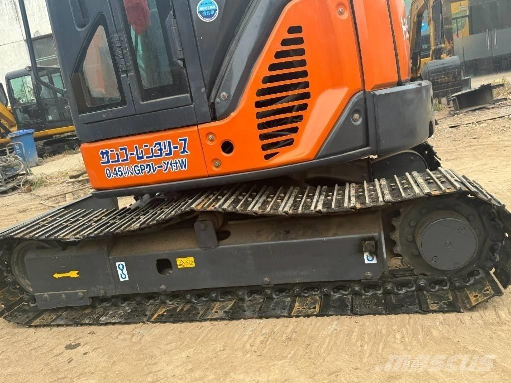 Hitachi ZX 50 U Pelle sur chenilles
