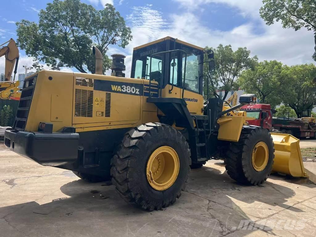 Komatsu WA 380-6 Chargeuse sur pneus