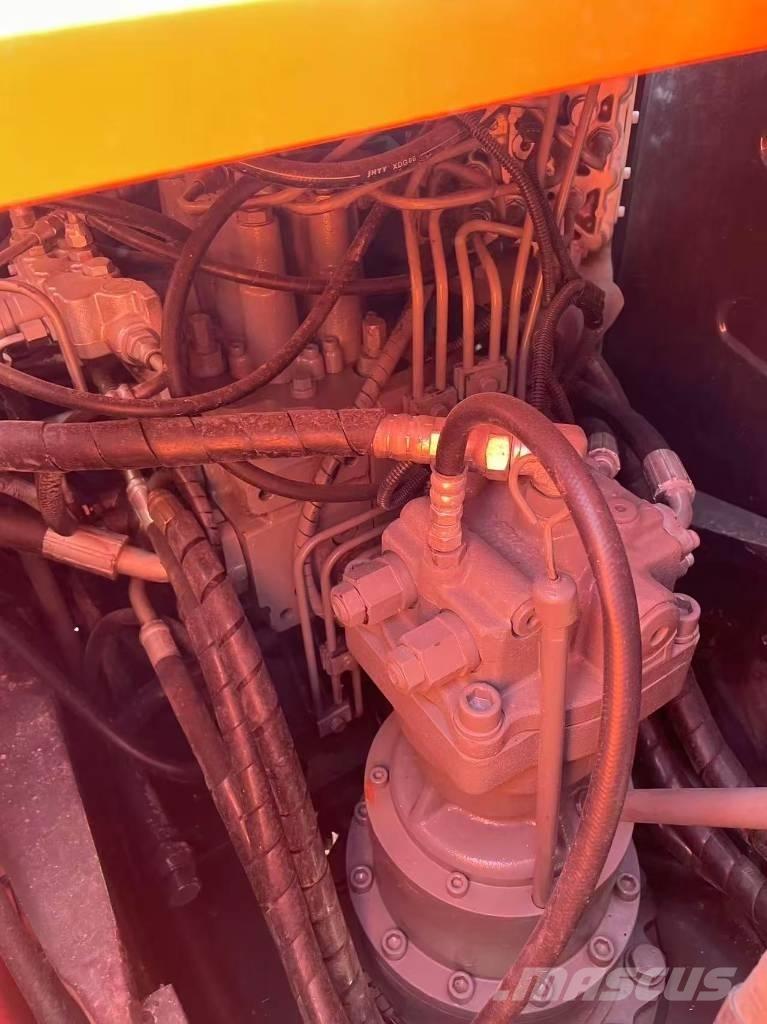 Hitachi ZX 120 Pelle sur chenilles