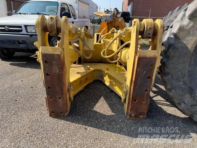 CAT D 8 R Ripper Autres accessoires