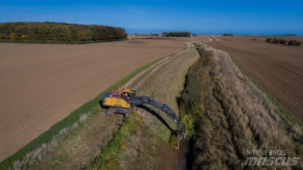 Volvo EC 220 EL Pelle sur chenilles