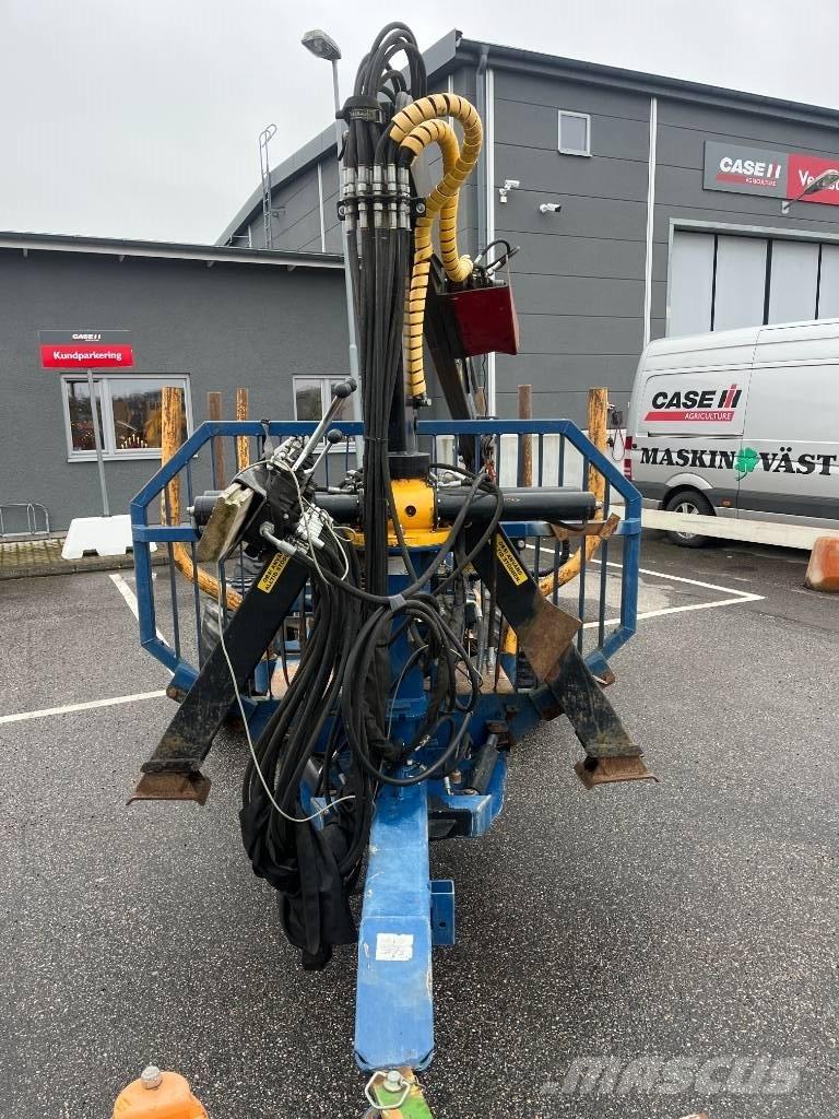 Vreten 400N Remorque forestière avec grue