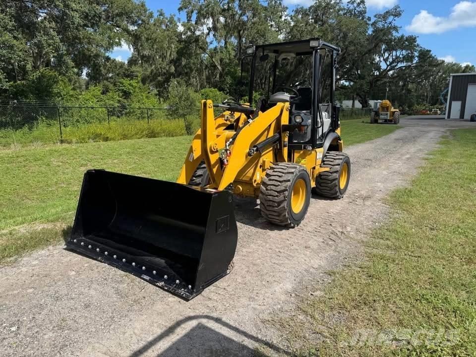CAT 903 C2 Chargeuse sur pneus