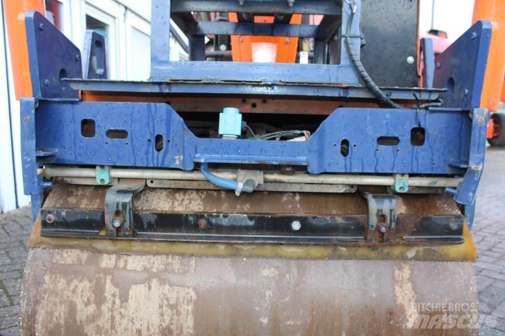 Ammann AV 23 E Rouleaux tandem