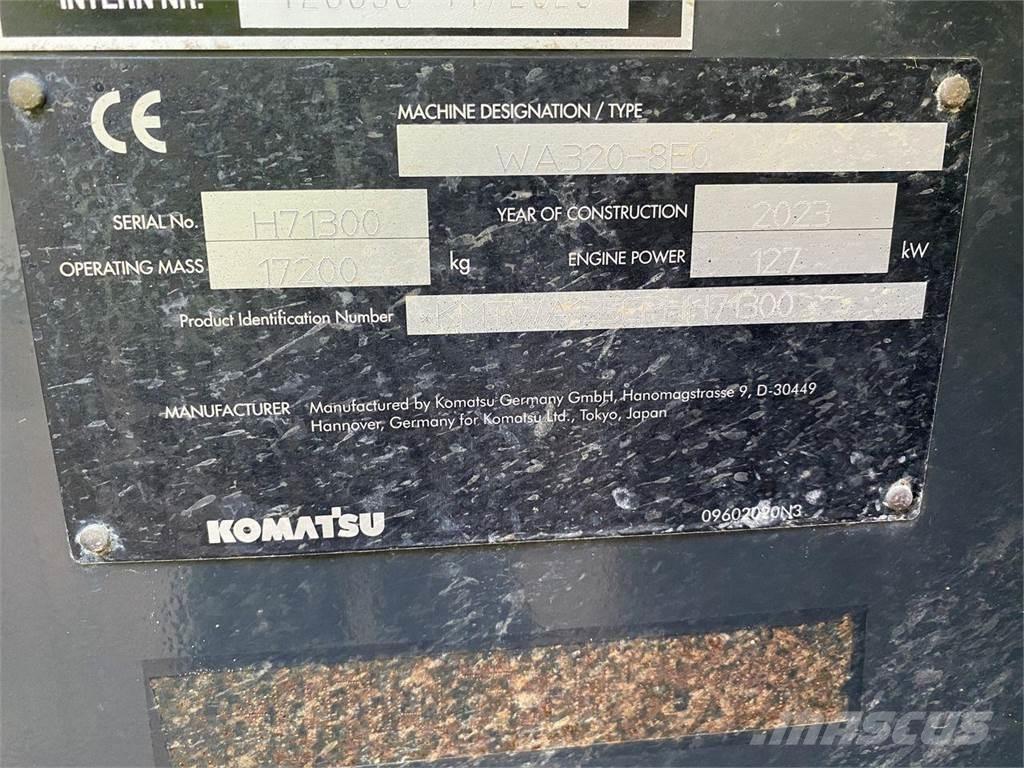 Komatsu WA320-8EO Chargeuse sur pneus