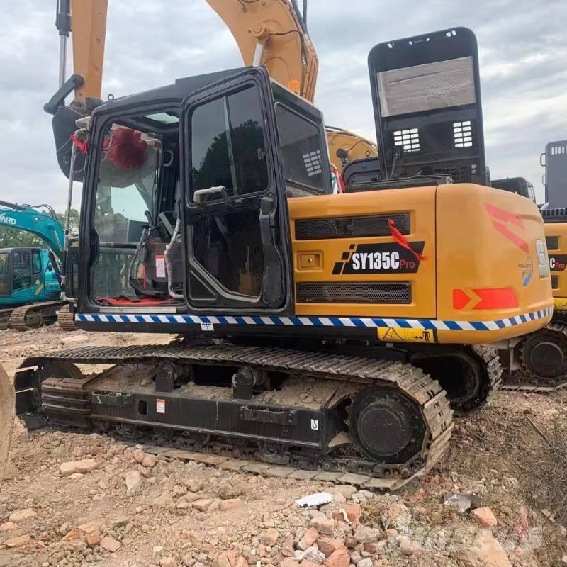 Sany SY 135 Pelle sur chenilles