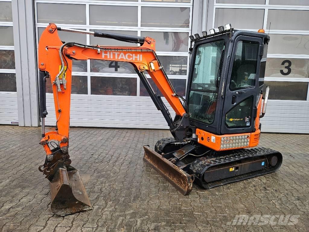 Hitachi ZX26U Mini pelle < 7t