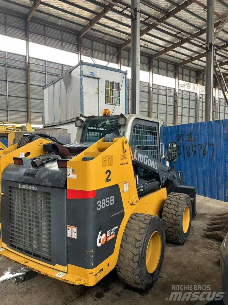LiuGong 385 B Chargeuse compacte