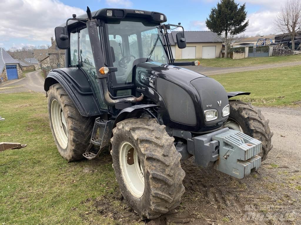 Valtra N92 HITECH Tracteur