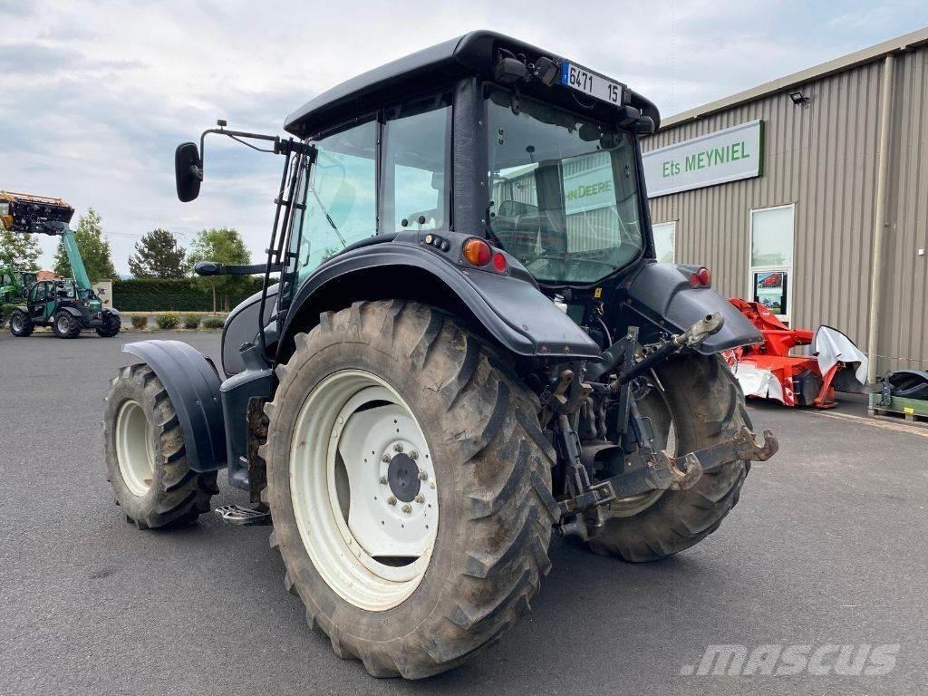 Valtra N92 HITECH Tracteur