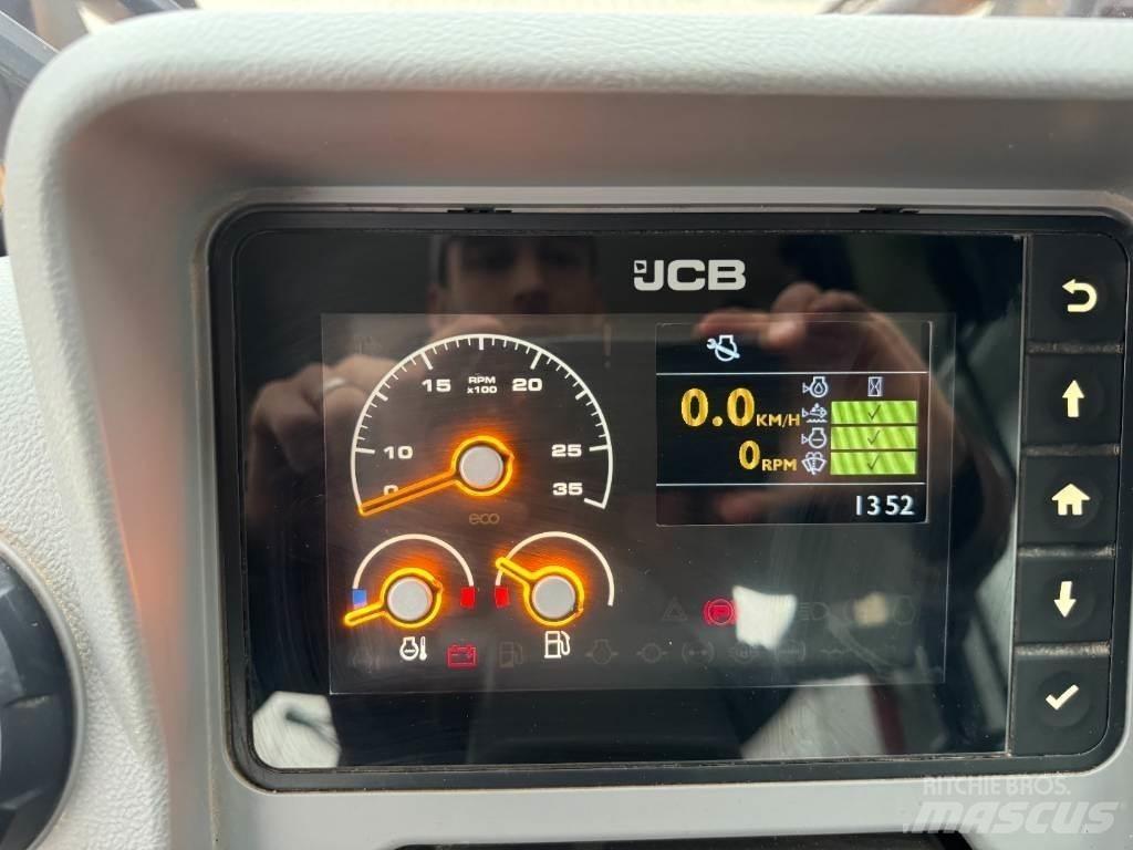 JCB 411 HT Chargeuse sur pneus