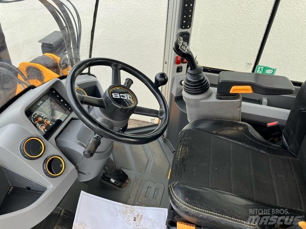 JCB 413S Chargeuse sur pneus